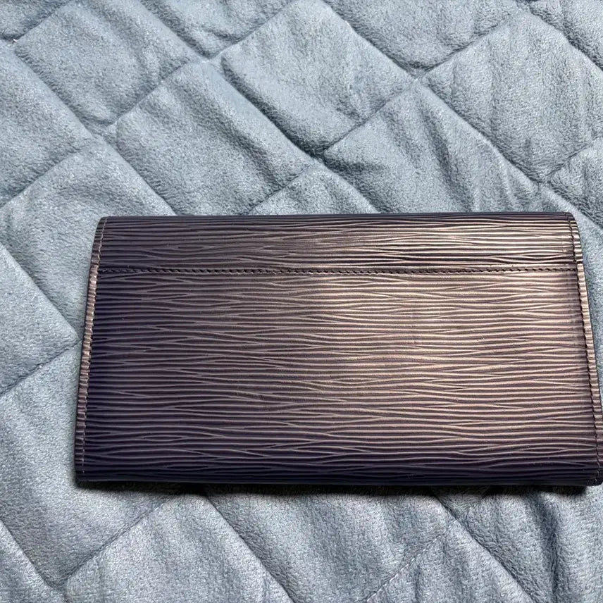 [BUNJANG] Louis Vuitton Epi Leather Long Wallet Navy Clutch / 루이비통 에피 장지갑 네이비 판매