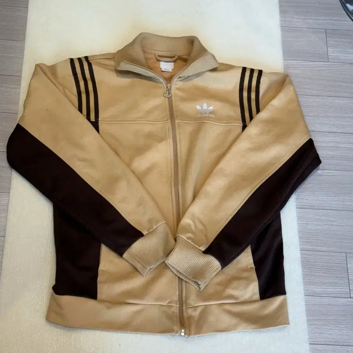 [BUNJANG] Adidas Vintage Brown Jersey / 아디다스 빈티지 브라운 져지