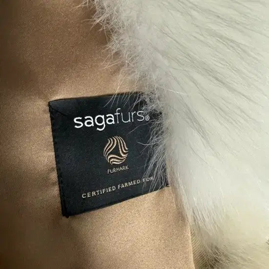 [BUNJANG] Saga Fox Royal Mix Fur Coat / 사가폭스 로얄믹스 퍼 코트