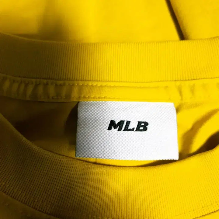 [BUNJANG] MLB LA Big Logo Basic T-shirt Mustard (M) / MLB LA빅로고 베이직 반팔티 머스타드 (M)