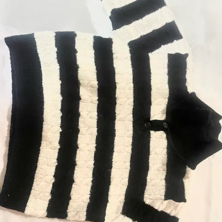 [BUNJANG] Striped Crop Long-Sleeve Knit Top / 크롭 긴팔 니트