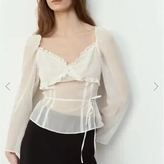 [BUNJANG] Lea SHEER SUMMER FRILL BLOUSE / lea 르에 SHEER SUM MER FRILL BLOUSE