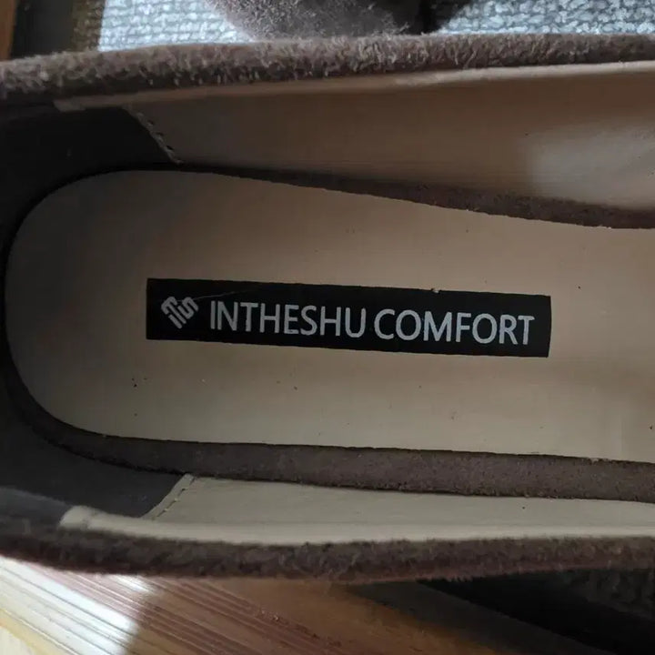 [BUNJANG] INTHESHU Comfort Suede Brown Pumps / INTHESHU COMFORT 스웨이드 브라운 펌프스힐