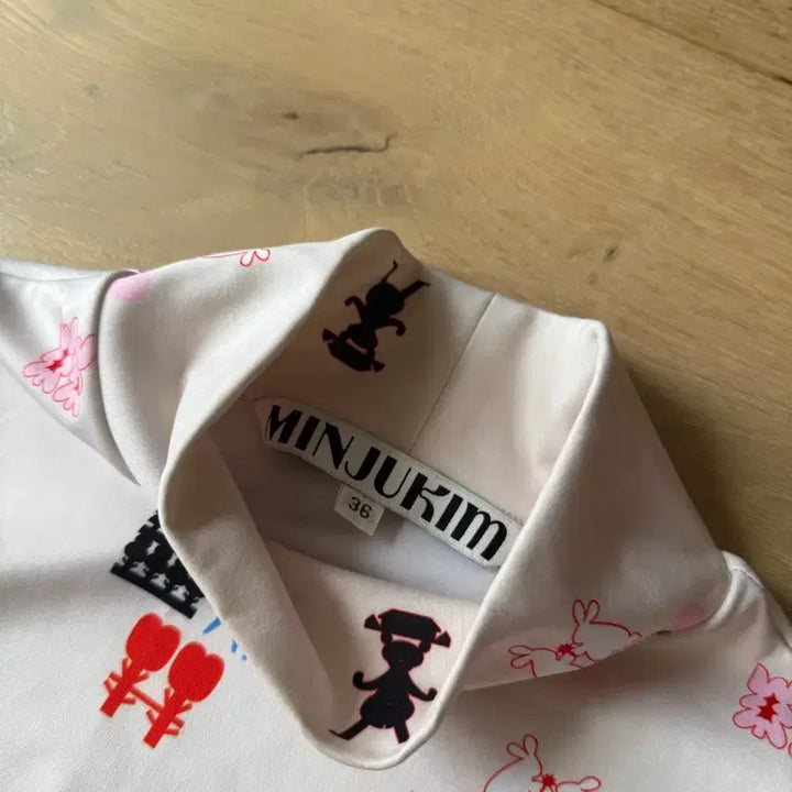 [BUNJANG] Minju Kim Patterned Jersey Turtleneck Top / 민주킴 패턴 저지 터틀넥 탑