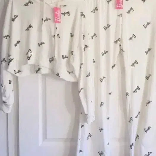 [BUNJANG] Barbie White Training Set / 바비 인형  세트 화이트