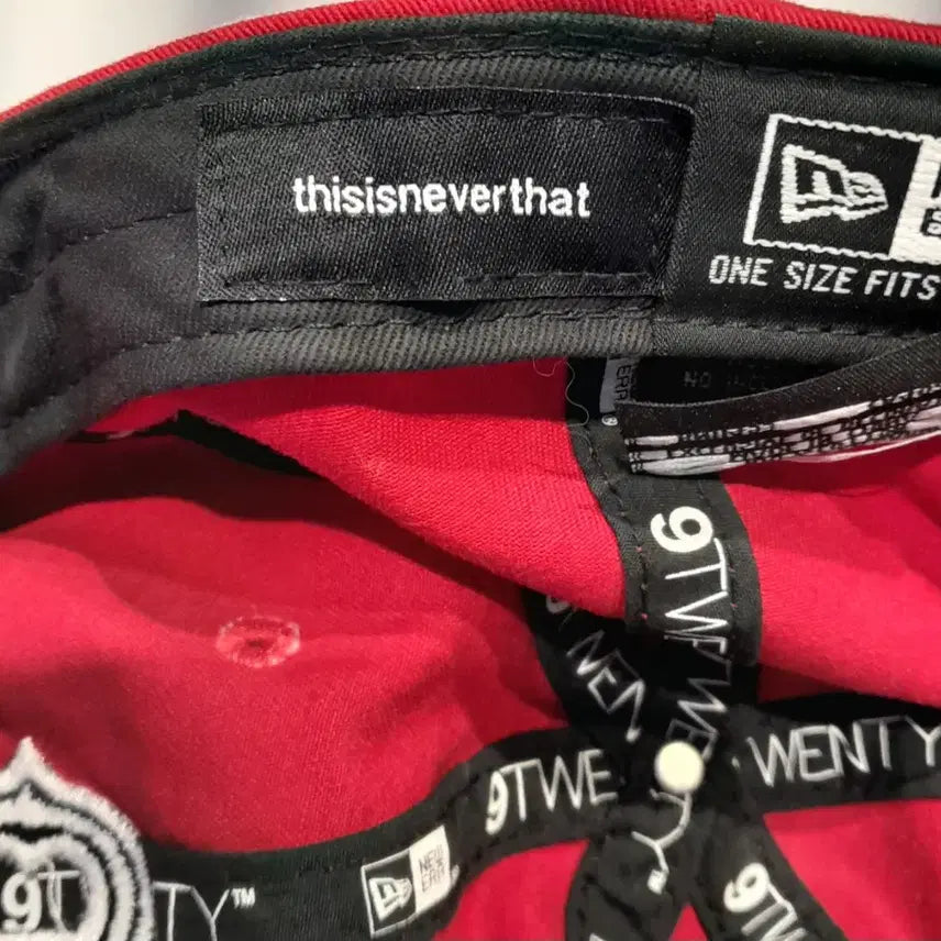 [BUNJANG] thisisneverthat x New Era Boston Baseball Cap (Red) / 디스이즈네버댓 x 뉴에라 보스턴 볼캡 (레드)
