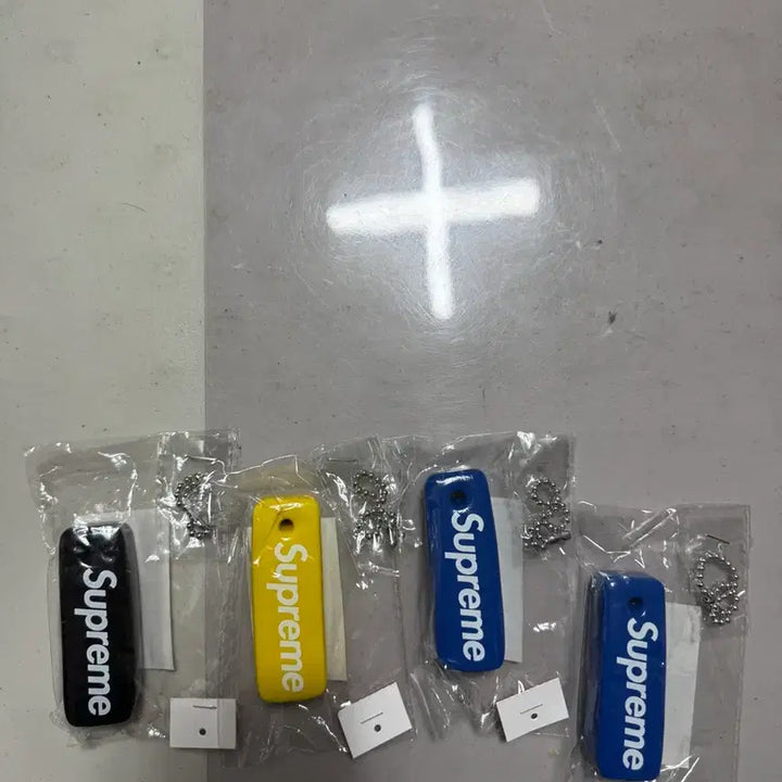 [BUNJANG] Supreme Keyring / 23FW 슈프림 키링
