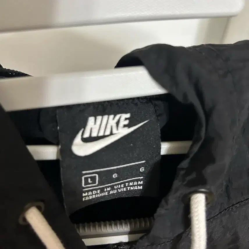 [BUNJANG] Nike Windbreaker Jacket / 나이키 바람막이