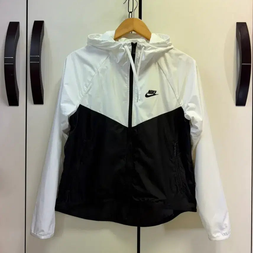 [BUNJANG] Nike Windrunner Windbreaker Jacket / 나이키 윈드러너 바람막이