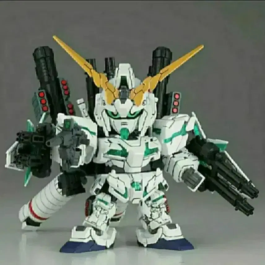 [BUNJANG] SD Full Armor Unicorn Gundam Model Figure / sd 풀아머 유니콘 건담 프라모델 피규어 건담베이스 장난감 애니 장난감