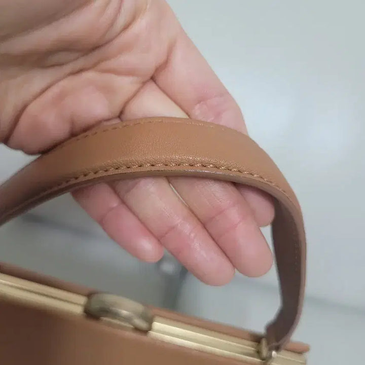 [BUNJANG] J.ESTINA Frame Bag / 제이에스티나 프레임백