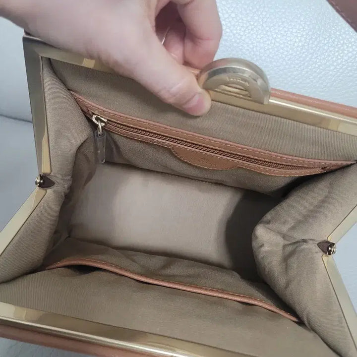 [BUNJANG] J.ESTINA Frame Bag / 제이에스티나 프레임백