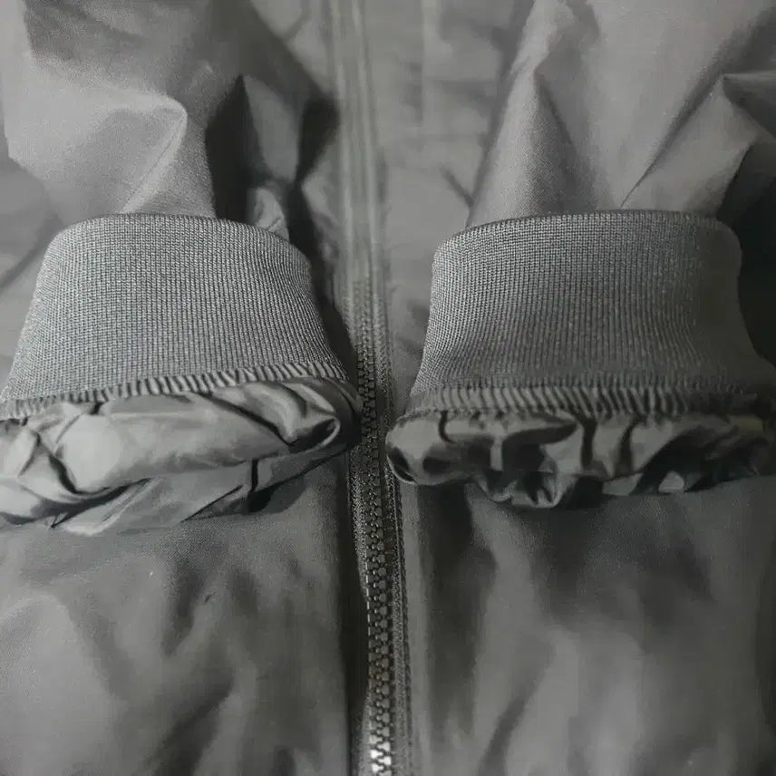 [BUNJANG] Discovery Spring Jacket (Size 100) / 디스커버리 봄 자켓 100