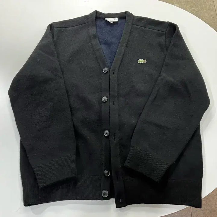 [BUNJANG] Lacoste Basic V-Neck Wool Cardigan Black / 라코스테 베이직 브이넥 울 가디건 블랙 AH460E-53N