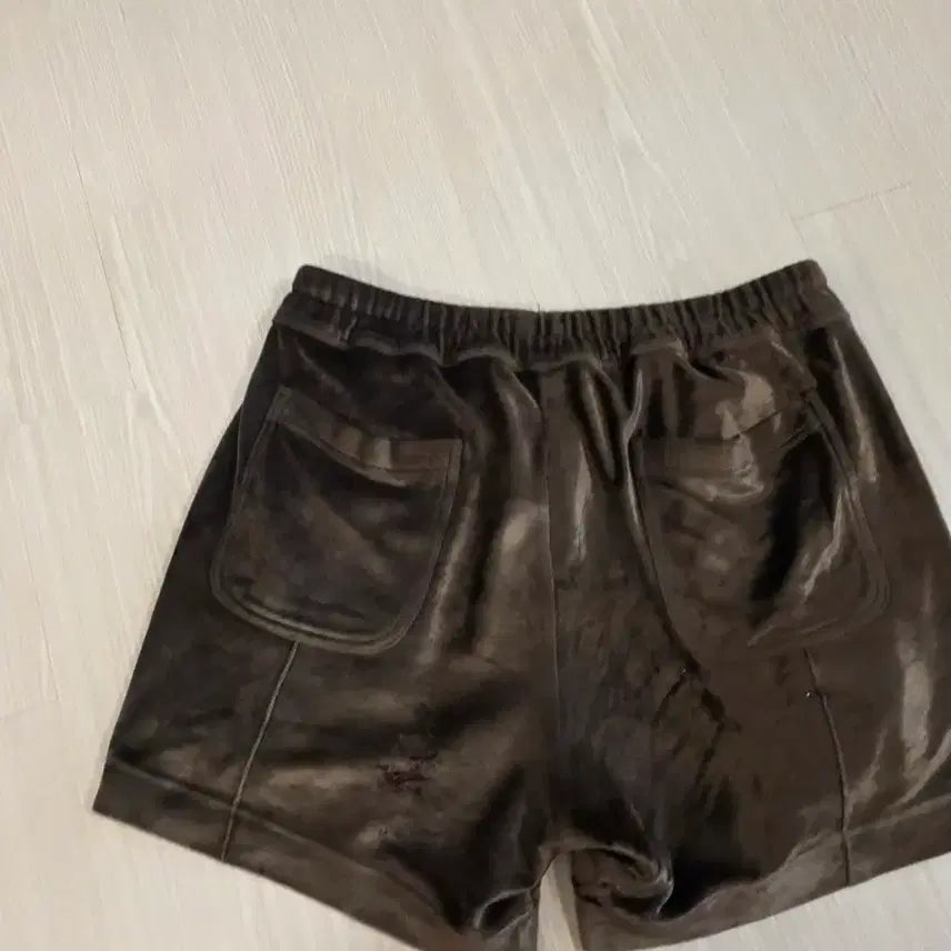 [BUNJANG] Tom Ford Velour Shorts / 톰포드 벨루어 숏팬츠