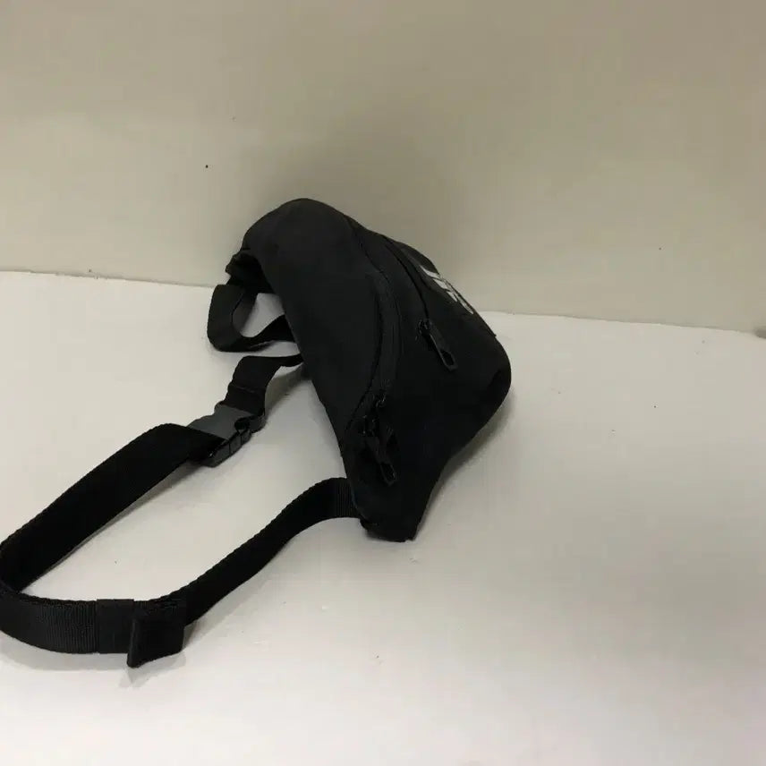 [BUNJANG] Adidas Hip Sack / 아디다스 힙색@9911