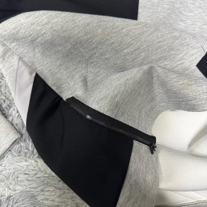 [BUNJANG] Solid Homme Neoprene Sweatshirt / 솔리드옴므 네오프랜 맨투맨 105사이즈