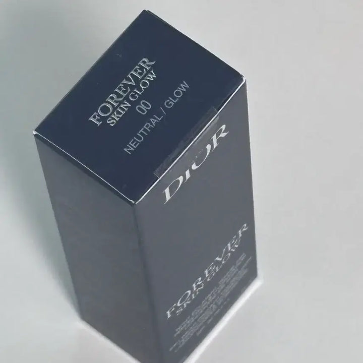 [BUNJANG] Dior Skin Glow Foundation 00 / 디올 스킨글로우 파운데이션 00호