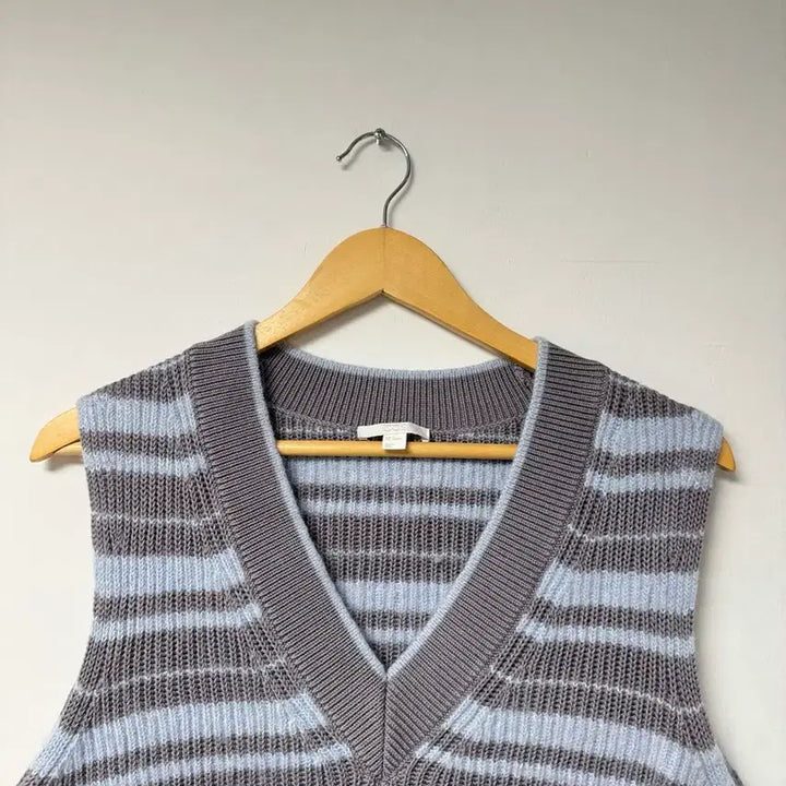 [BUNJANG] COS Alpaca V-Neck Striped Knit Vest / cos 코스 알파카 브이넥 스트라이프 니트 베스트 M