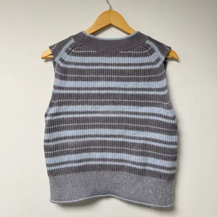 [BUNJANG] COS Alpaca V-Neck Striped Knit Vest / cos 코스 알파카 브이넥 스트라이프 니트 베스트 M