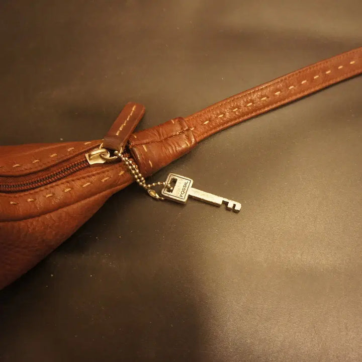 [BUNJANG] Fossil Mini Leather Bag / 7017 FOSSIL파슬가방 미니백 가죽백 가죽가방 빈티지가방