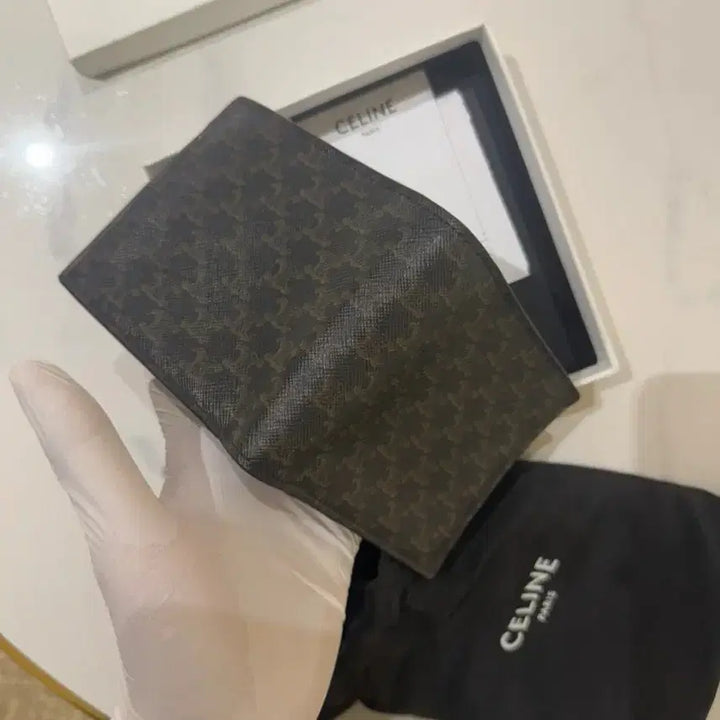 [BUNJANG] Celine Triomphe Wallet / 셀린느 트리옹프 반지갑 팝니다