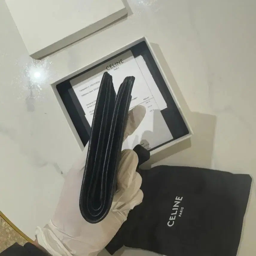 [BUNJANG] Celine Triomphe Wallet / 셀린느 트리옹프 반지갑 팝니다