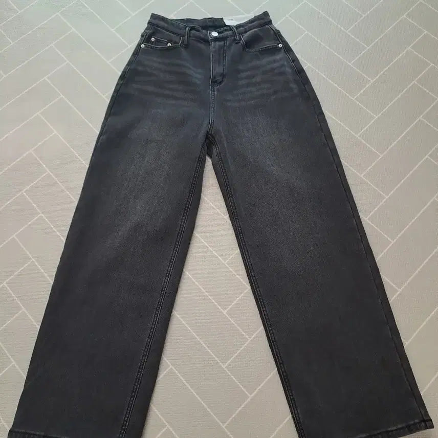 [SOLD OUT] Better Jeans 흑청 기모 와이드데님 S 새상품