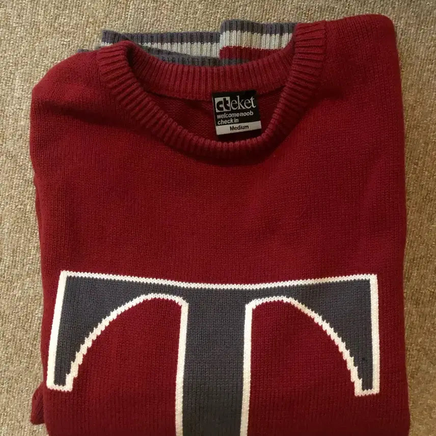 [BUNJANG] Teket T Logo Loose Fit Knit Red / 테켓 T 로고 루즈핏 니트 레드