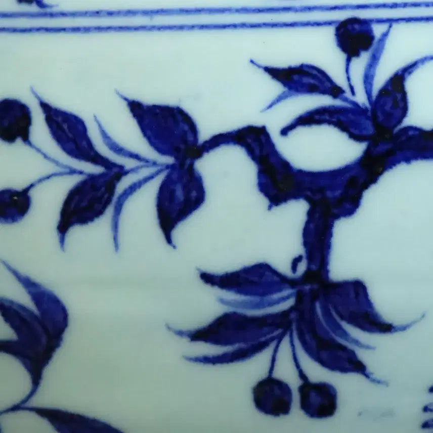 [BUNJANG] Chinese Porcelain Blue and White Vase / 중국 도자기 청화 인물도 매병