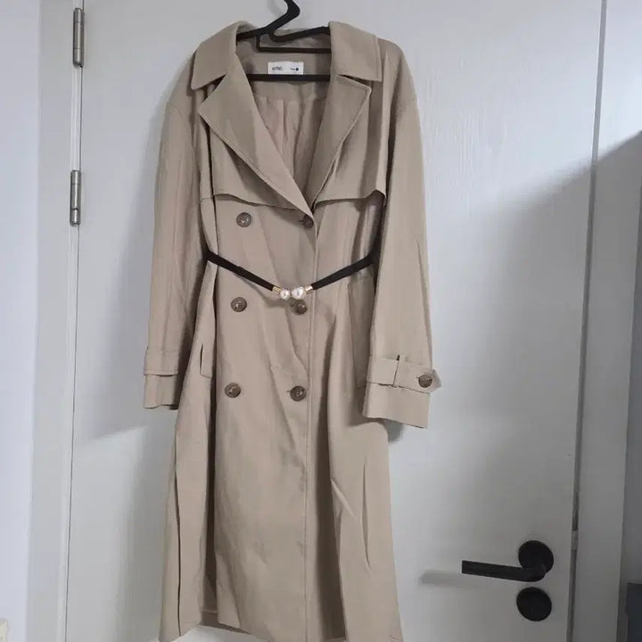 [BUNJANG] Beige Trench Coat with Pearl Belt Set / 베이지 트렌치코트 + 진주 벨트 세트