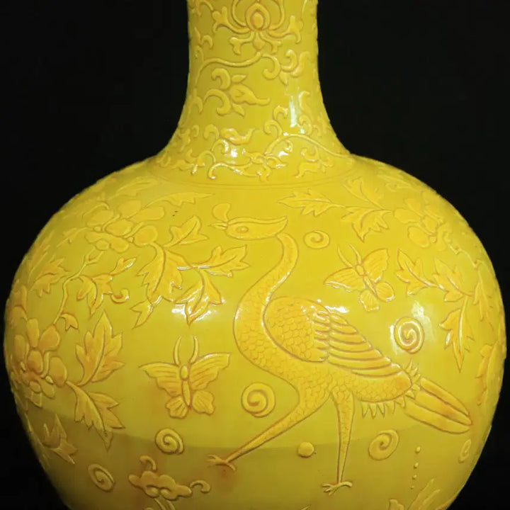 [BUNJANG] Chinese Porcelain Yellow Glaze Engraved Celestial Sphere Vase / 중국 도자기 황지 양각 천구병