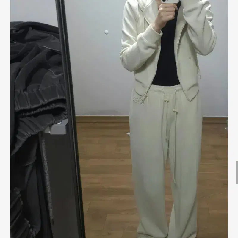 [BUNJANG] Badblood Beyond Soft Hoodie Zip-up Cream / (새상품)배드블러드 비욘드 소프트  후드 집업 크림