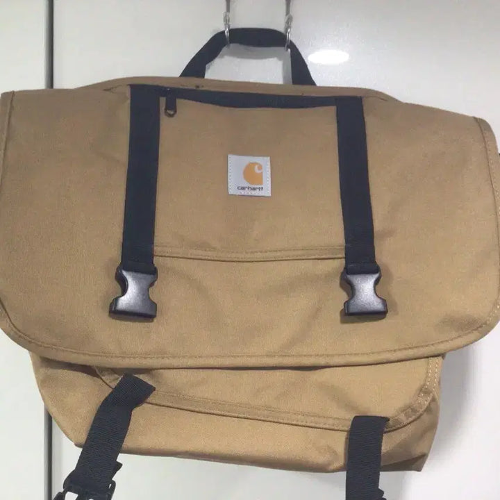 [BUNJANG] Carhartt Messenger Bag Khaki Brown / 칼하트 메신저백 카키 브라운