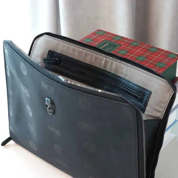 [BUNJANG] Amazingcree Skull Design Clutch Bag / 어메이징크리 골프 클러치 클러치백 파우치가방