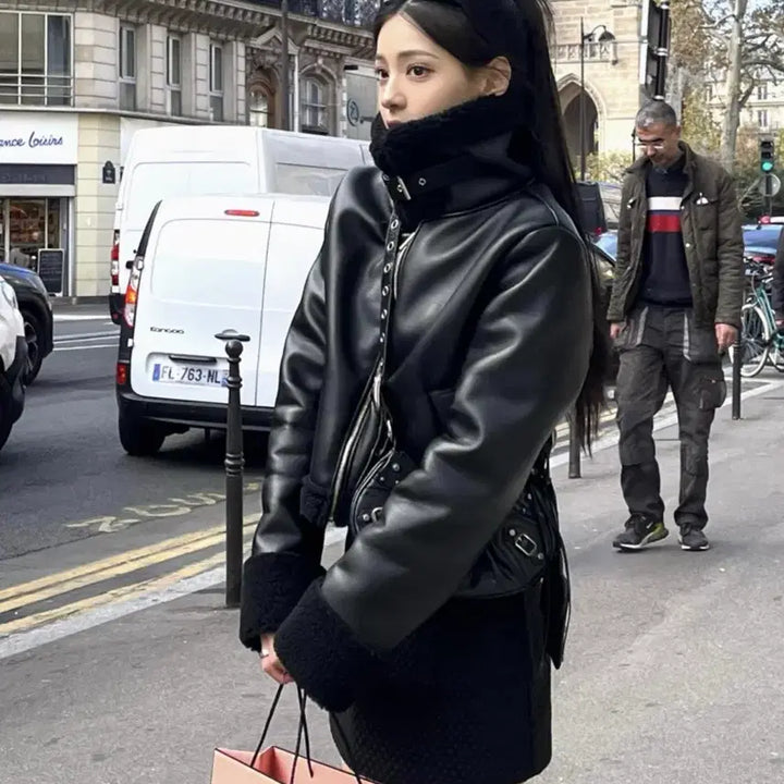 [BUNJANG] Khaki Point Mini Black Mustang / 카키포인트 미니 무스탕 블랙