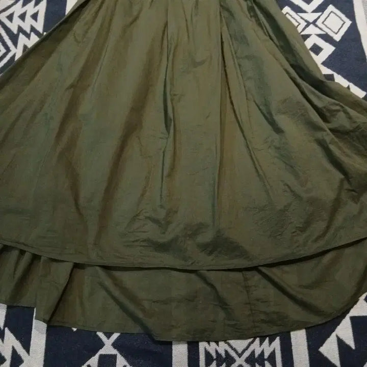 [BUNJANG] TITICACA JP Khaki Ethnic Flower Pattern Maxi Skirt / TITICACA 티티카카 JP 카키 에스닉 플라워 패턴 밴딩 히피 모리
