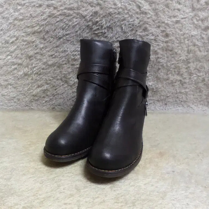 [BUNJANG] Tandy Walker Boots Brown / 후루룩구제 240 탠디 워커 부츠 굽7 밤색 중고 신발