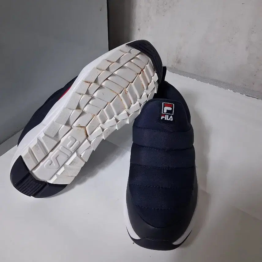 [BUNJANG] FILA Navy Mule Slippers (245) / 휠라 FILA 운동화(245)