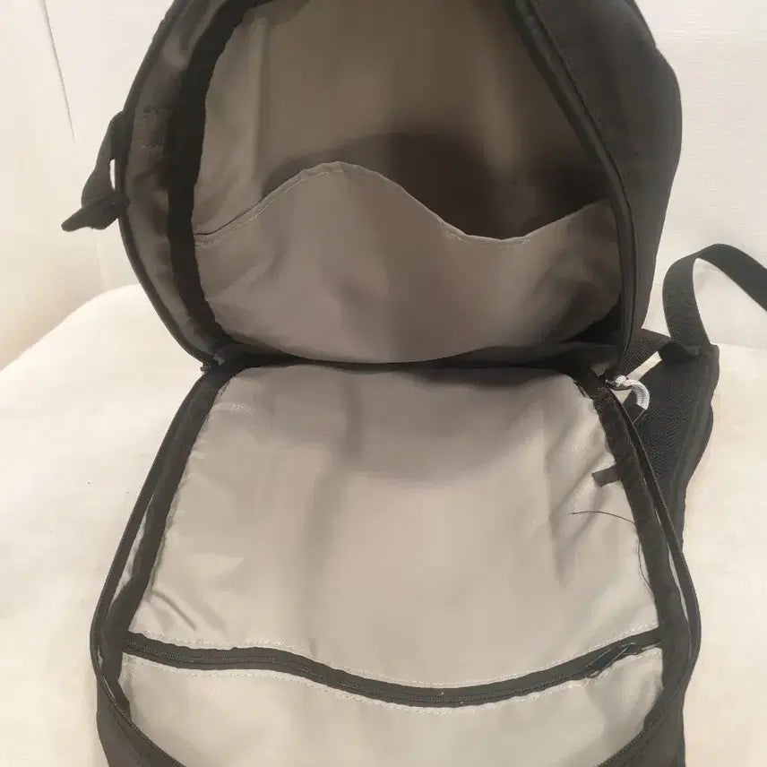 [BUNJANG] iRiver Black Mini Backpack / 아이리버 블랙 미니 백팩