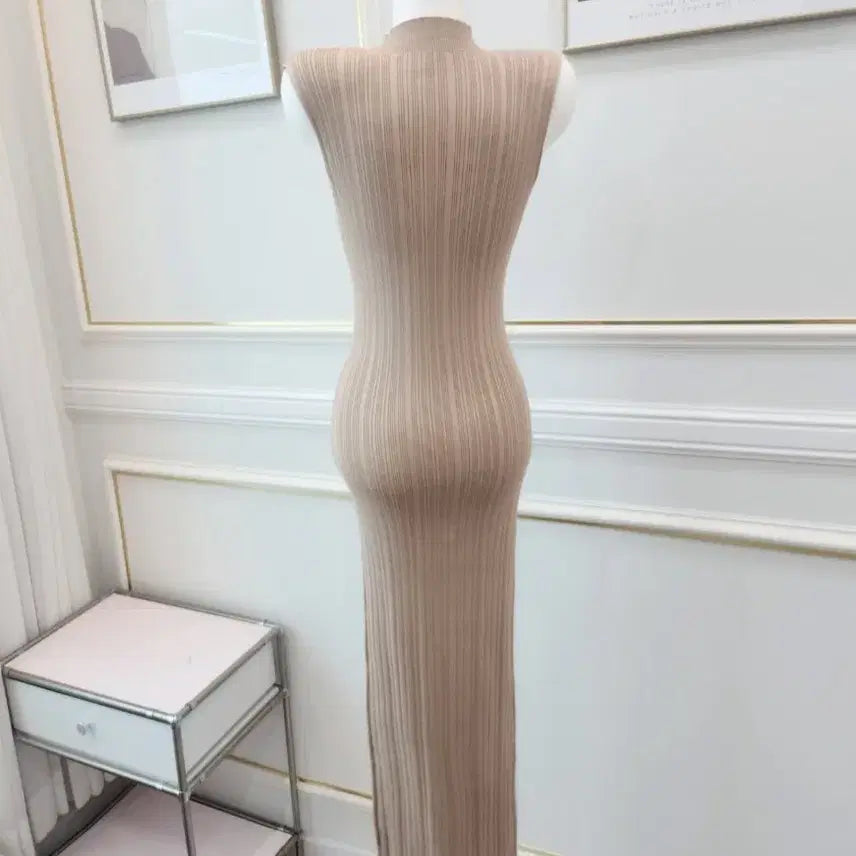 [BUNJANG] 3-Color Pleated Knit Long Dress / [새상품/빠른발송] 3컬러 플리츠 골지 니트 롱 원피스