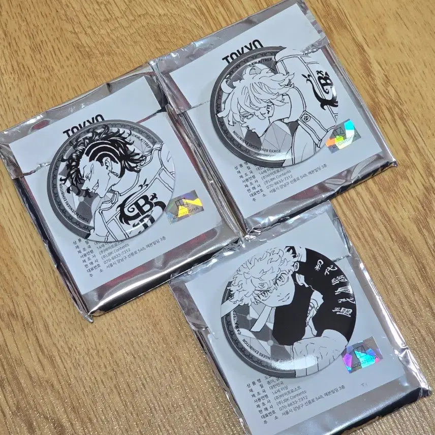 [BUNJANG] Tokyo Revengers Original Art Exhibition Badge Bundle Set / 도리벤 도쿄 리벤저스 원화전 뱃지 양도합니다