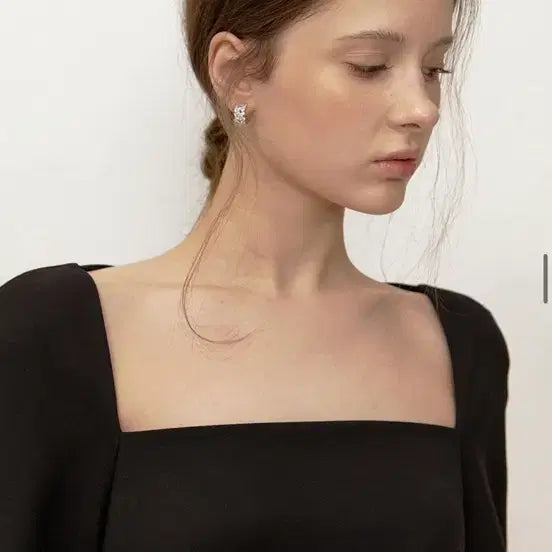 [BUNJANG] Around Ule Eccle Dress / 어라운드율 에끌레 원피스