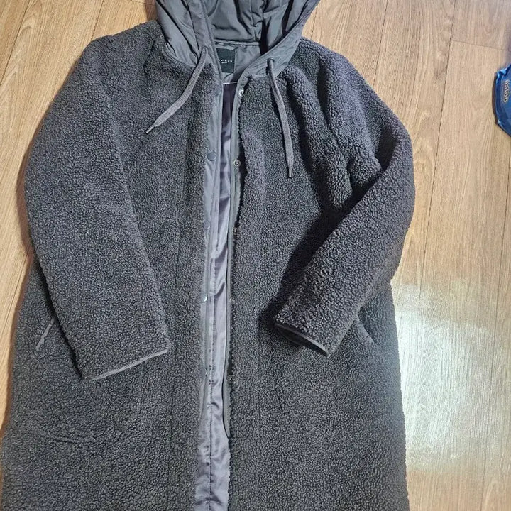 [BUNJANG] MINIMUM OzEON Faux Shearling Hooded Jacket / 미니멈 뽀글이 오즈세컨