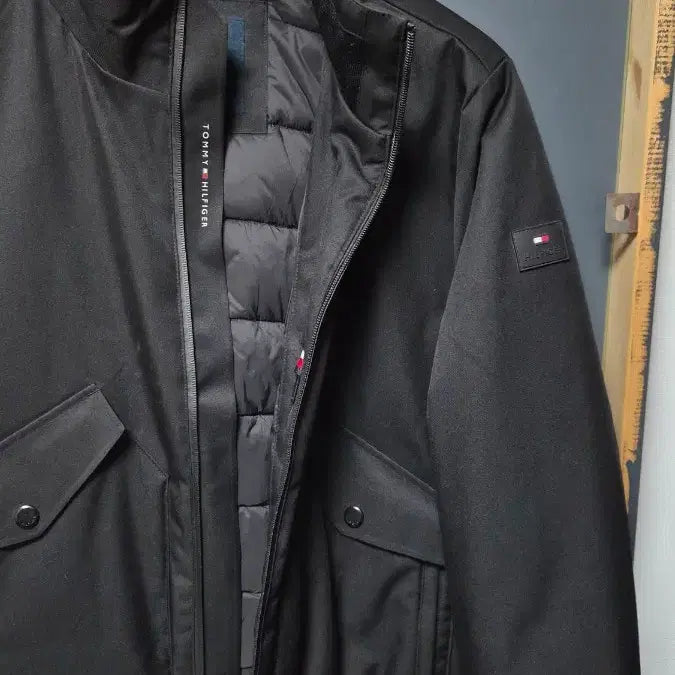 [BUNJANG] Tommy Hilfiger Black Bomber Jacket / m)타미힐피거 블랙 봄버 자켓