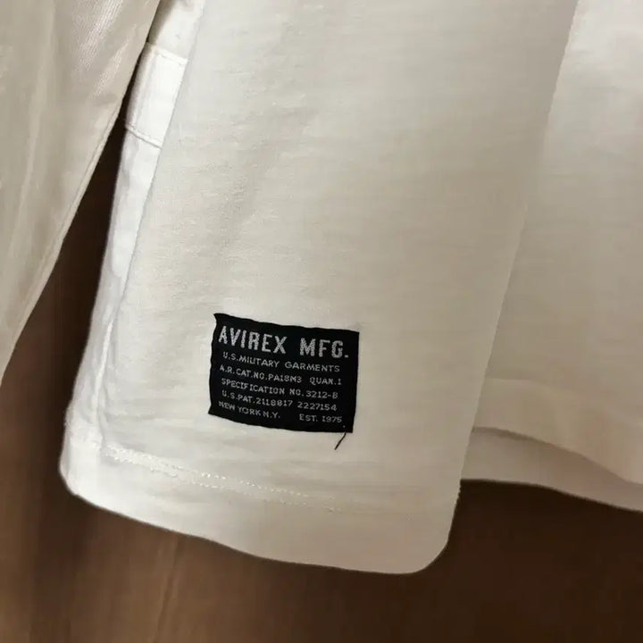 [BUNJANG] AVIREX Ivory Pocket Long Sleeve T-Shirt M / AVIREX 아비렉스 아이보리 포켓 긴팔 티셔츠 M