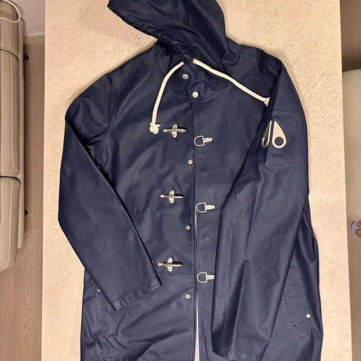 [BUNJANG] Moose Knuckles Raincoat / 무스너클 레인코트