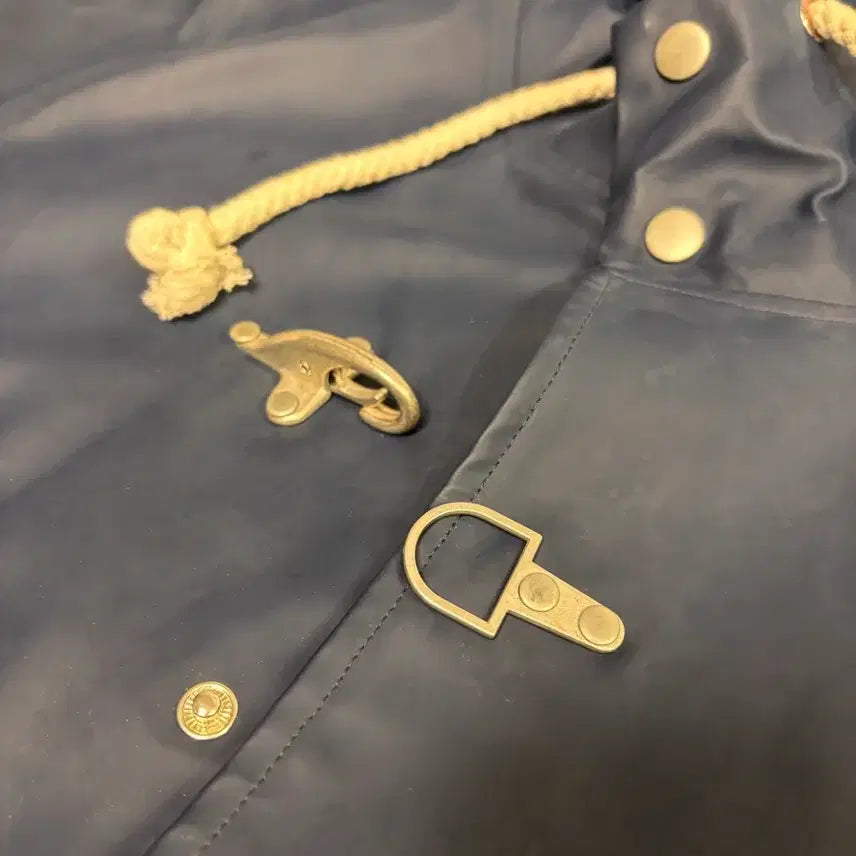 [BUNJANG] Moose Knuckles Raincoat / 무스너클 레인코트