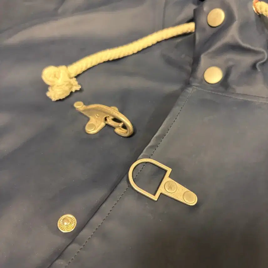 [BUNJANG] Moose Knuckles Raincoat / 무스너클 레인코트