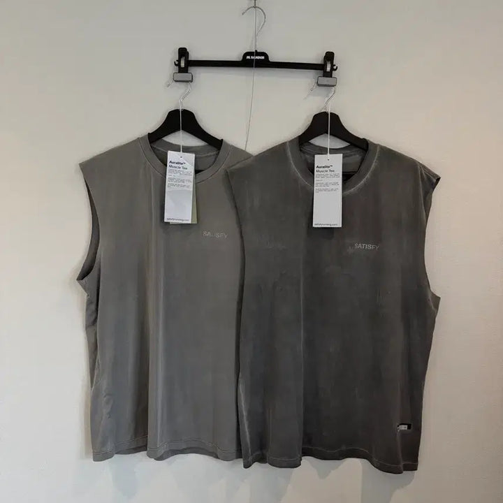[BUNJANG] Satisfy Auralite Muscle Tee / satisfy 세티스파이 auralite 오라라이트 머슬티 나시 L
